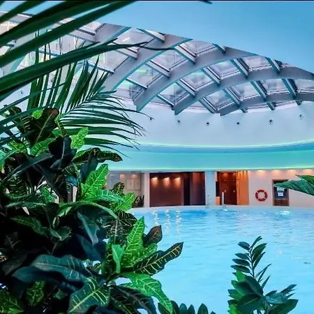 Διαμέρισμα Hanza Tower Lux Jacuzzi & Sauna & Pool