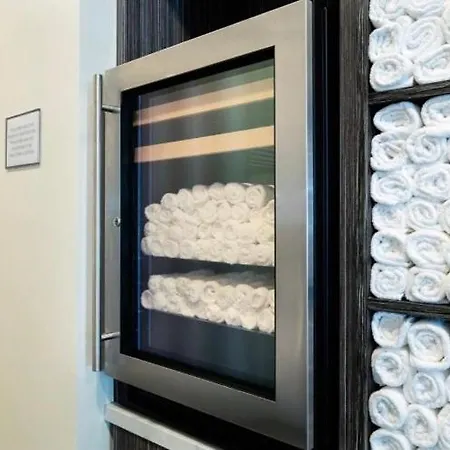 Hanza Tower Lux Jacuzzi & Sauna & Pool *